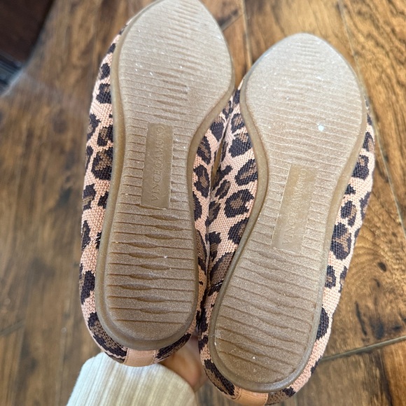 Vince Camuto Brown Leopard Print Flats, size 8.5 - Picture 6 of 9